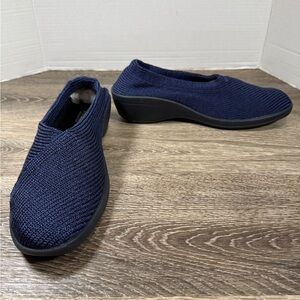 Arcopedico Shoes Womens sz10.5 Navy Mesh Rubber 2" Heel Comfort Minimalist Style